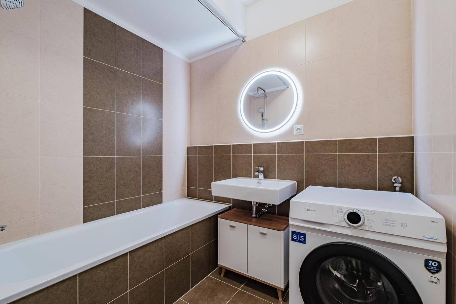 Blueground Zizkov Furnished Park Prg-42 * Prag